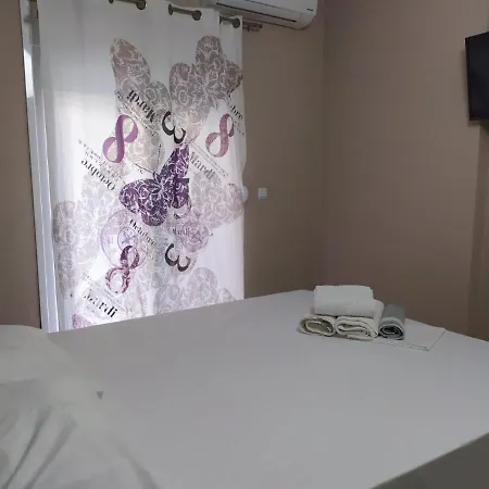 Apartament Panos *