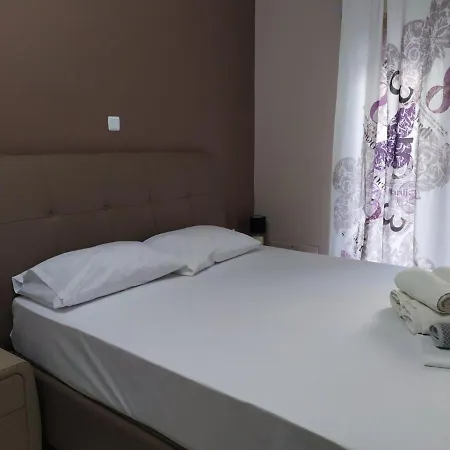 Apartament Panos *